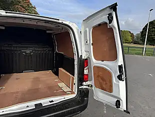 Used 2022 Toyota Proace City Active White - Interior and Exterior details 12