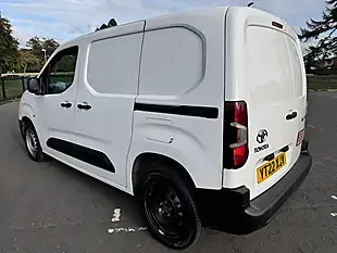 Used 2022 Toyota Proace City Active White - Interior and Exterior details 5