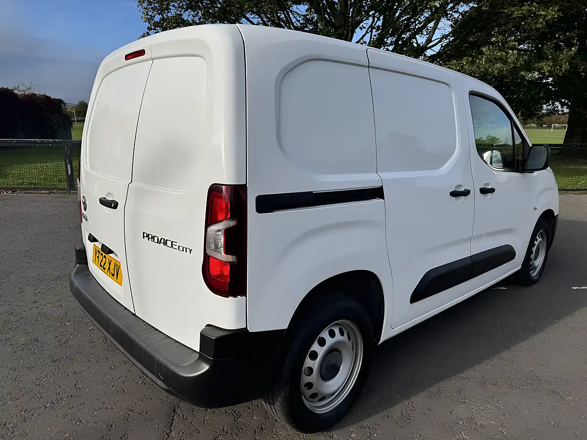 Used 2022 Toyota Proace City Active White - Interior and Exterior details 7