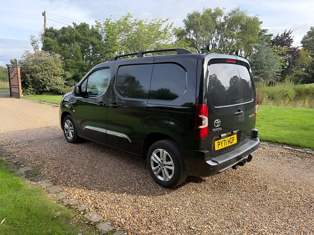 Used 2022 Toyota Proace City Design Black - Interior and Exterior details 3