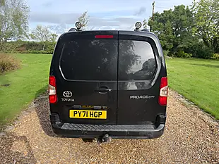 Used 2022 Toyota Proace City Design Black - Interior and Exterior details 4