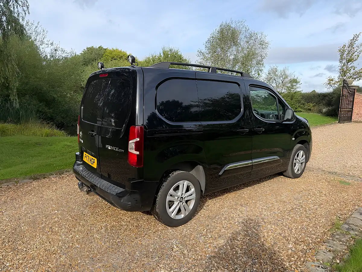 Used 2022 Toyota Proace City Design Black - Interior and Exterior details 5