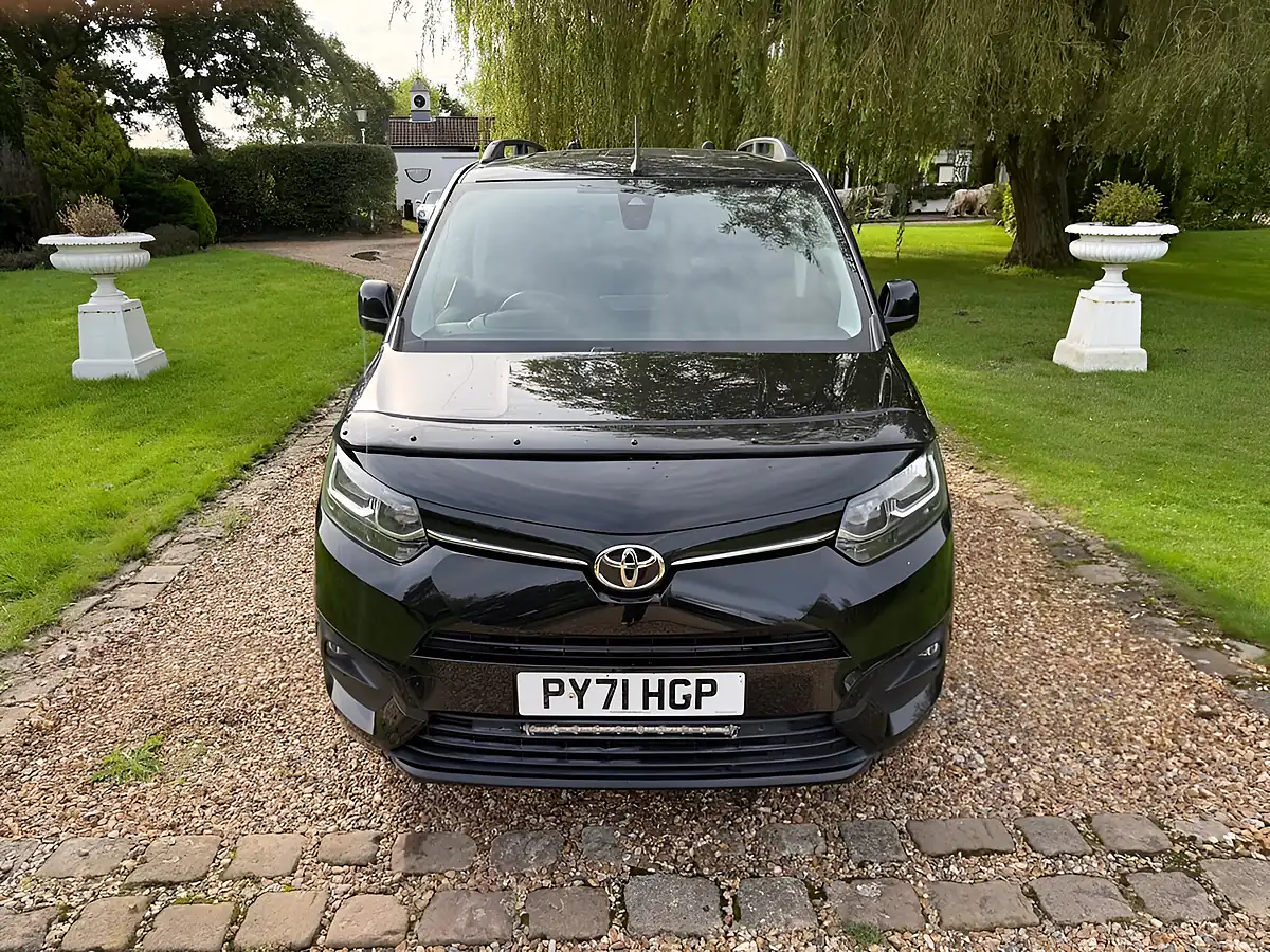 Used 2022 Toyota Proace City Design Black - Interior and Exterior details 8