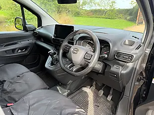 Used 2022 Toyota Proace City Design Black - Interior and Exterior details 9