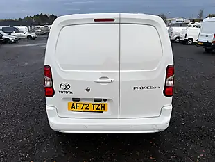 Used 2022 Toyota Proace City Design White - Interior and Exterior details 6