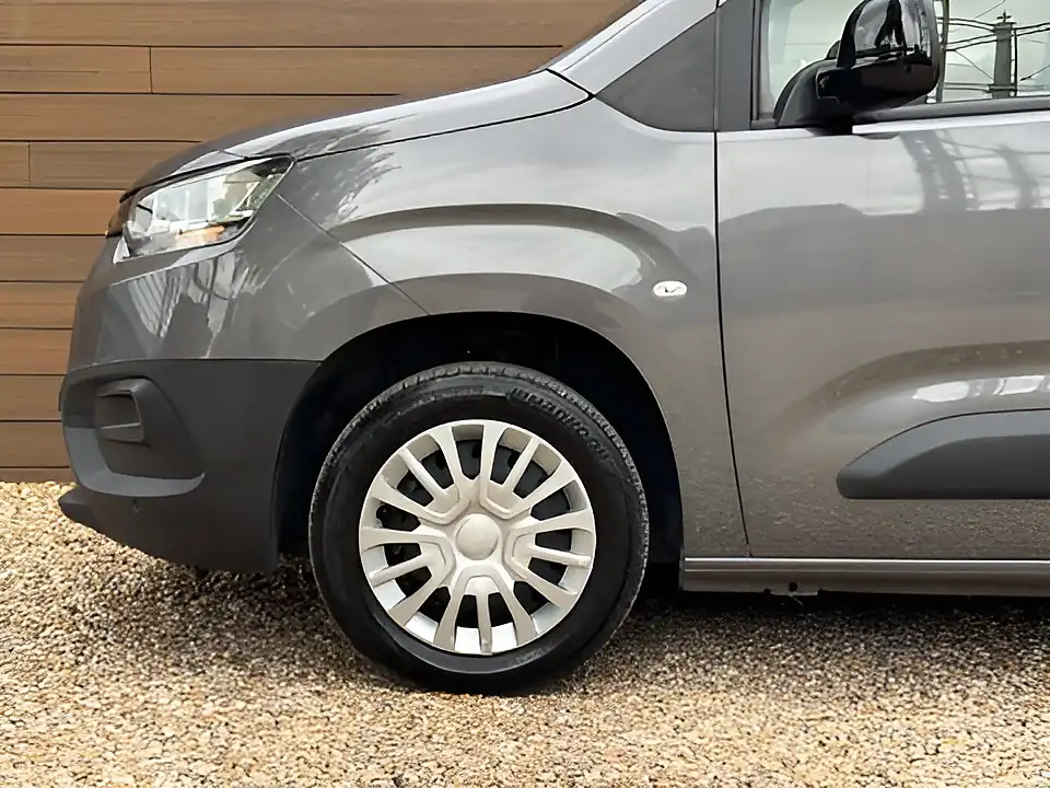 Used 2022 Toyota Proace City Icon Grey - Interior and Exterior details 10