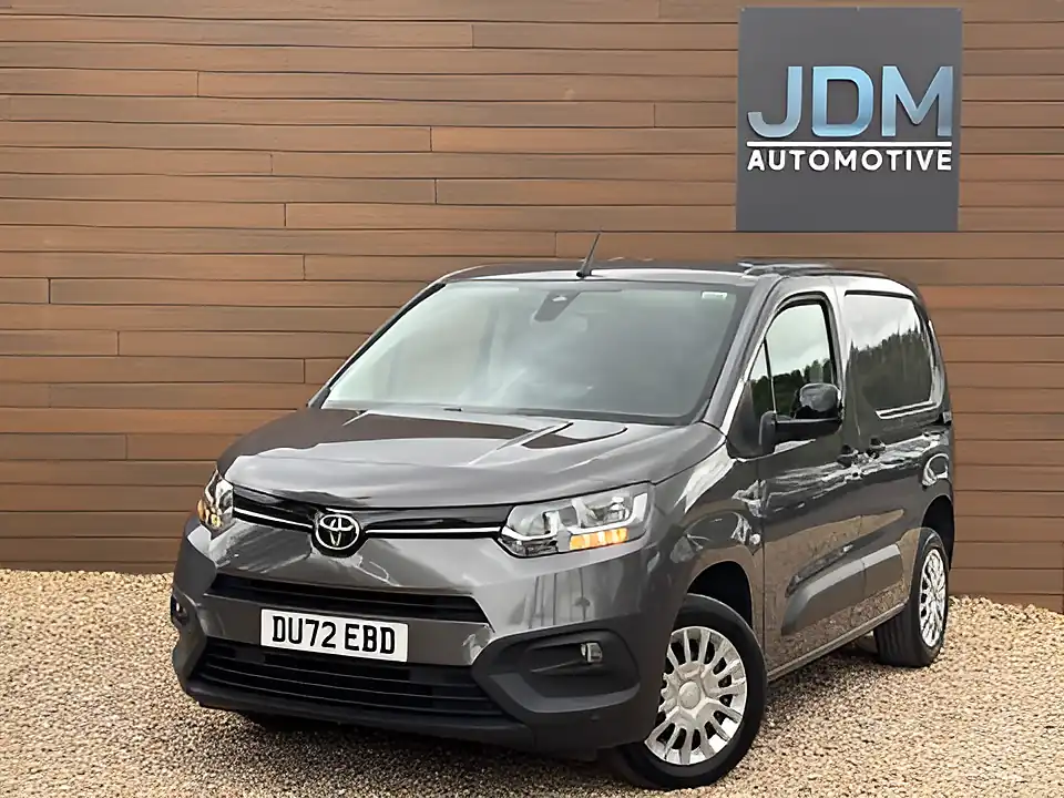 Used 2022 Toyota Proace City Icon Grey - Interior and Exterior details 8