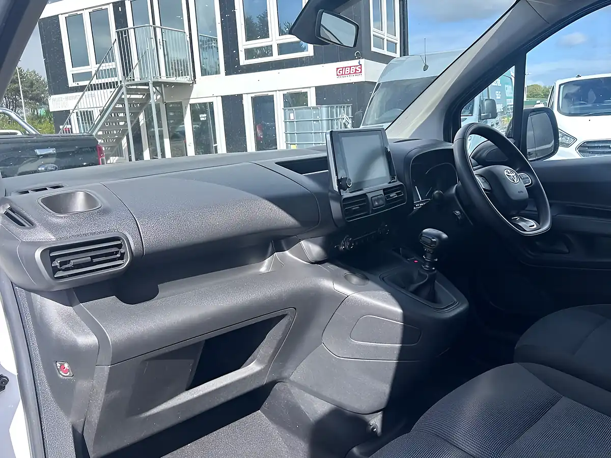 Used 2022 Toyota Proace City Icon Long Panel Van White - Interior and Exterior details 17
