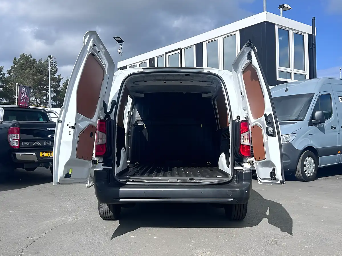 Used 2022 Toyota Proace City Icon Long Panel Van White - Interior and Exterior details 5