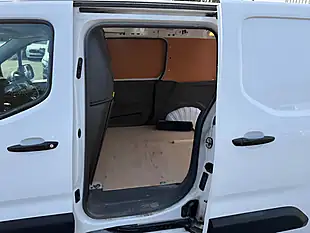 Used 2022 Toyota Proace City Icon White - Interior and Exterior details 13