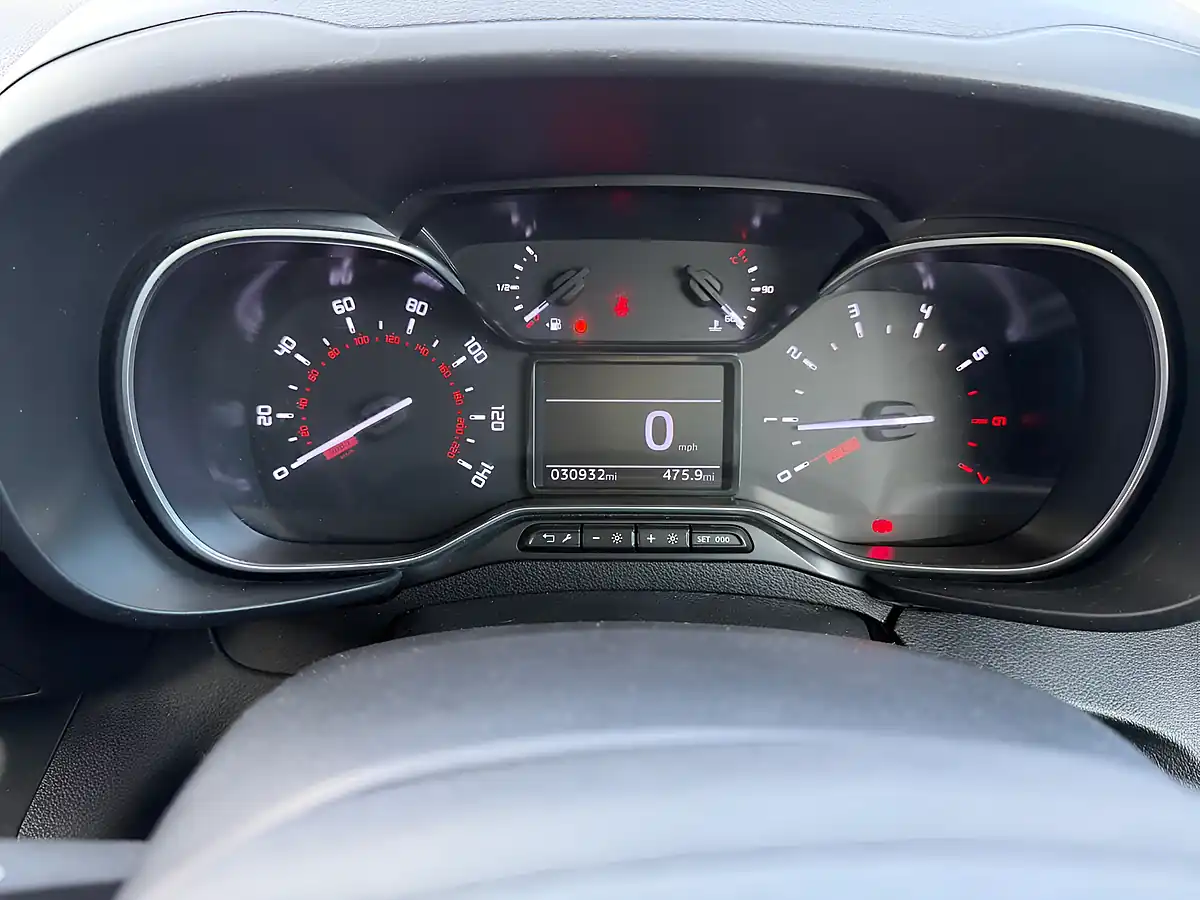 Used 2022 Toyota Proace City Icon White - Interior and Exterior details 16