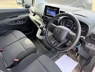 Used 2022 Toyota Proace City Icon White - Interior and Exterior details 3