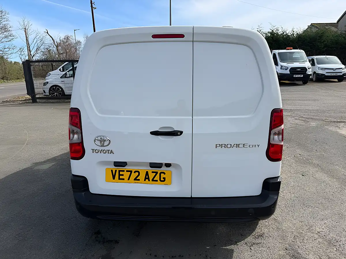 Used 2022 Toyota Proace City Icon White - Interior and Exterior details 8