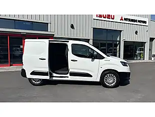 Used 2022 Toyota Proace City Icon White - Interior and Exterior details 10