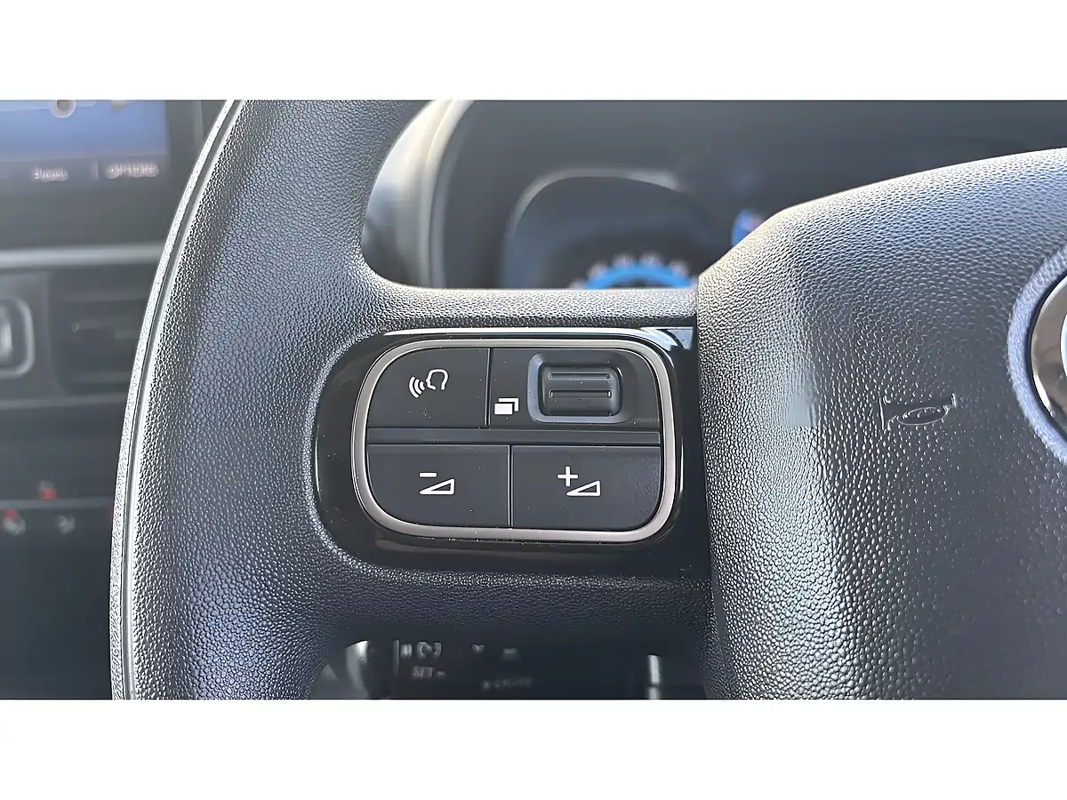 Used 2022 Toyota Proace City Icon White - Interior and Exterior details 16