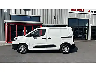 Used 2022 Toyota Proace City Icon White - Interior and Exterior details 7