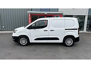 Used 2022 Toyota Proace City Icon White - Interior and Exterior details 12