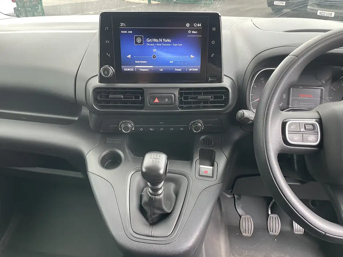 Used 2022 Toyota Proace City Icon White - Interior and Exterior details 8