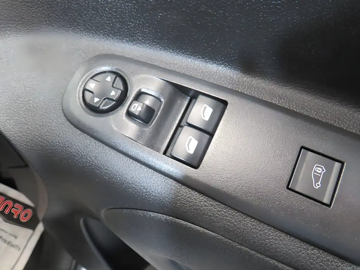 Used 2022 Toyota Proace City Icon White - Interior and Exterior details 9