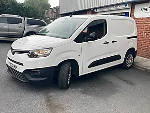 Used 2022 Toyota Proace City Icon White - Interior and Exterior details 2