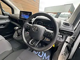 Used 2022 Toyota Proace City Icon White - Interior and Exterior details 15