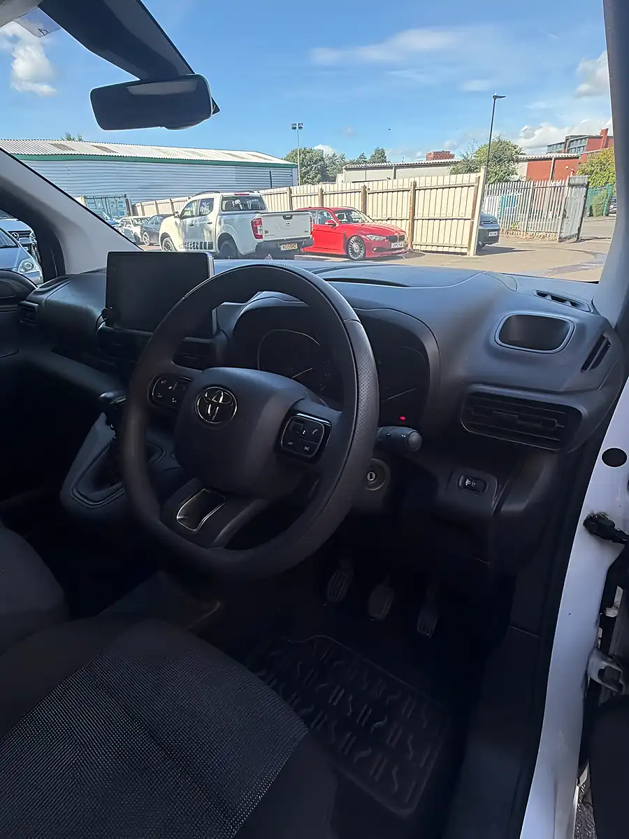 Used 2022 Toyota Proace City Icon White - Interior and Exterior details 11