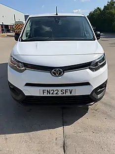 Used 2022 Toyota Proace City Icon White - Interior and Exterior details 7