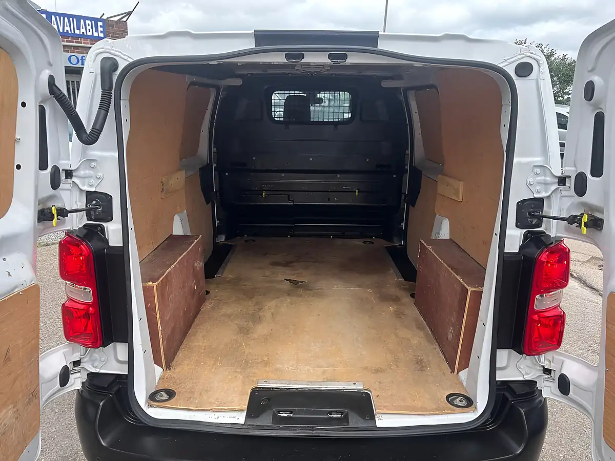 Used 2022 Toyota Proace Icon White - Interior and Exterior details 15