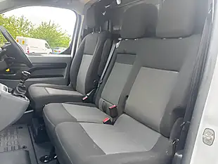 Used 2022 Toyota Proace Icon White - Interior and Exterior details 17