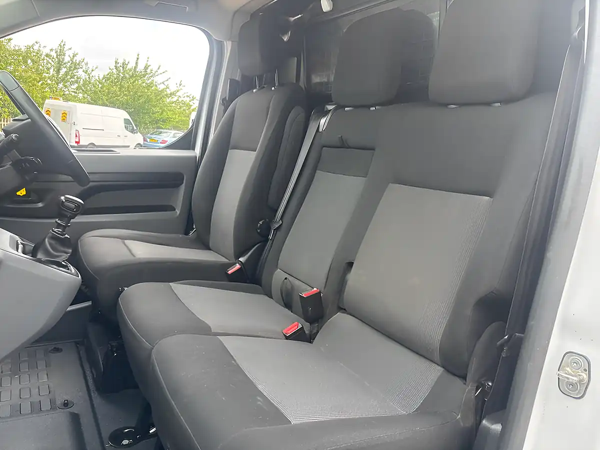 Used 2022 Toyota Proace Icon White - Interior and Exterior details 17