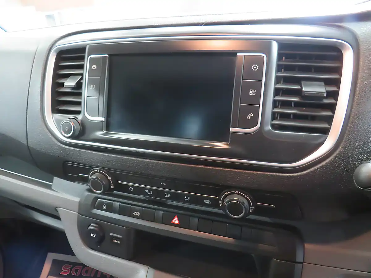 Used 2022 Toyota Proace Icon White - Interior and Exterior details 13