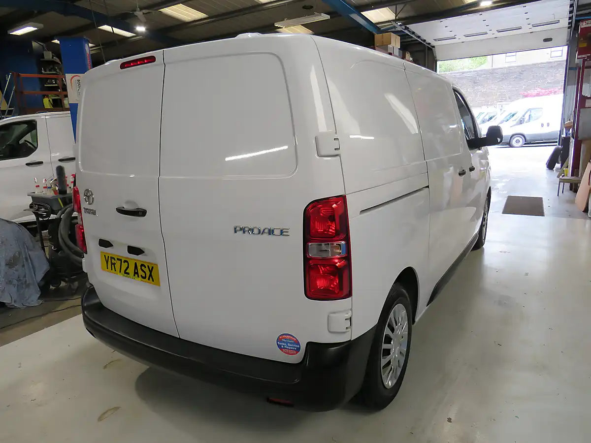 Used 2022 Toyota Proace Icon White - Interior and Exterior details 4