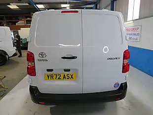 Used 2022 Toyota Proace Icon White - Interior and Exterior details 5
