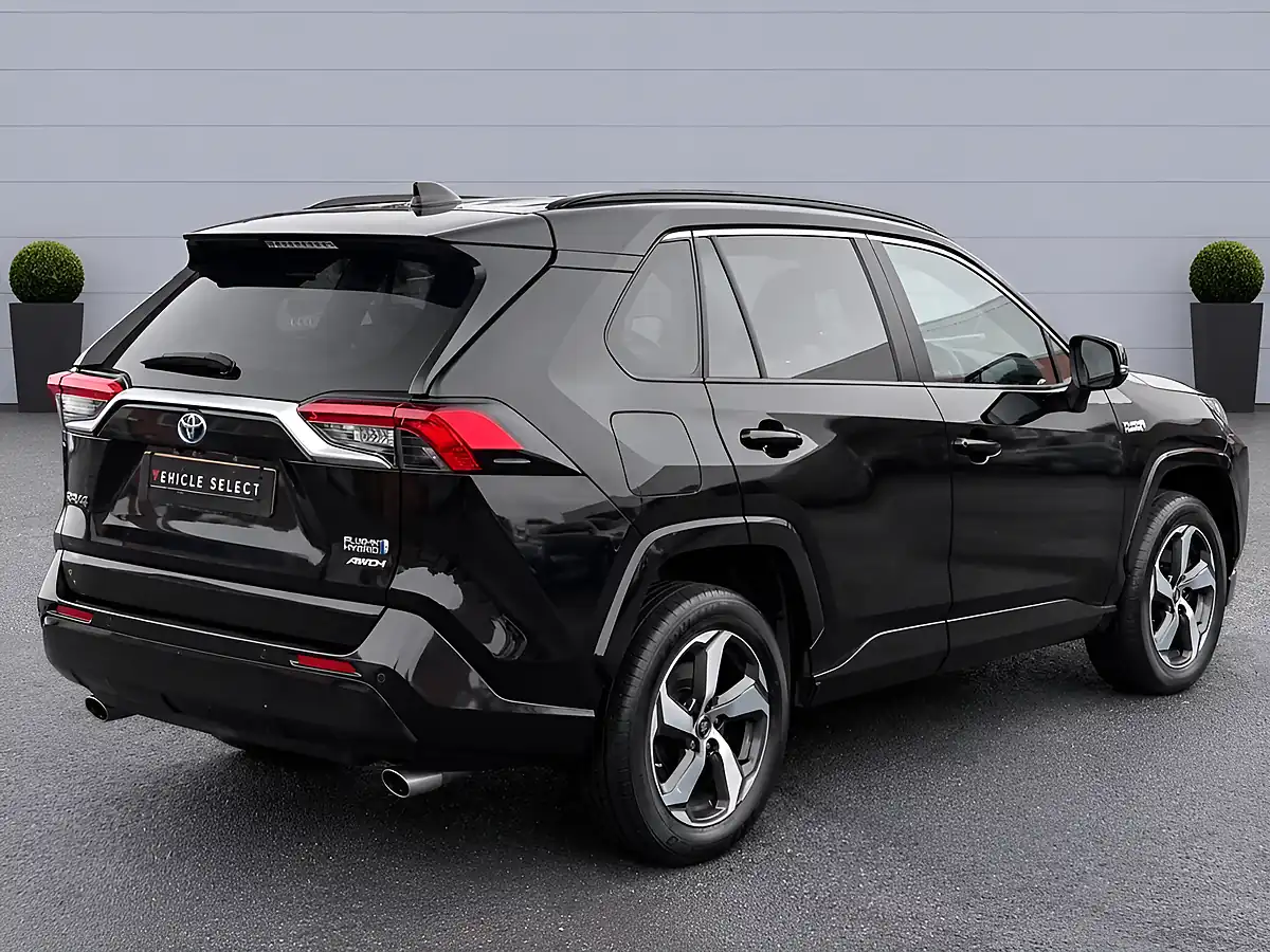 Used 2022 Toyota RAV4 Design Black - Interior and Exterior details 10
