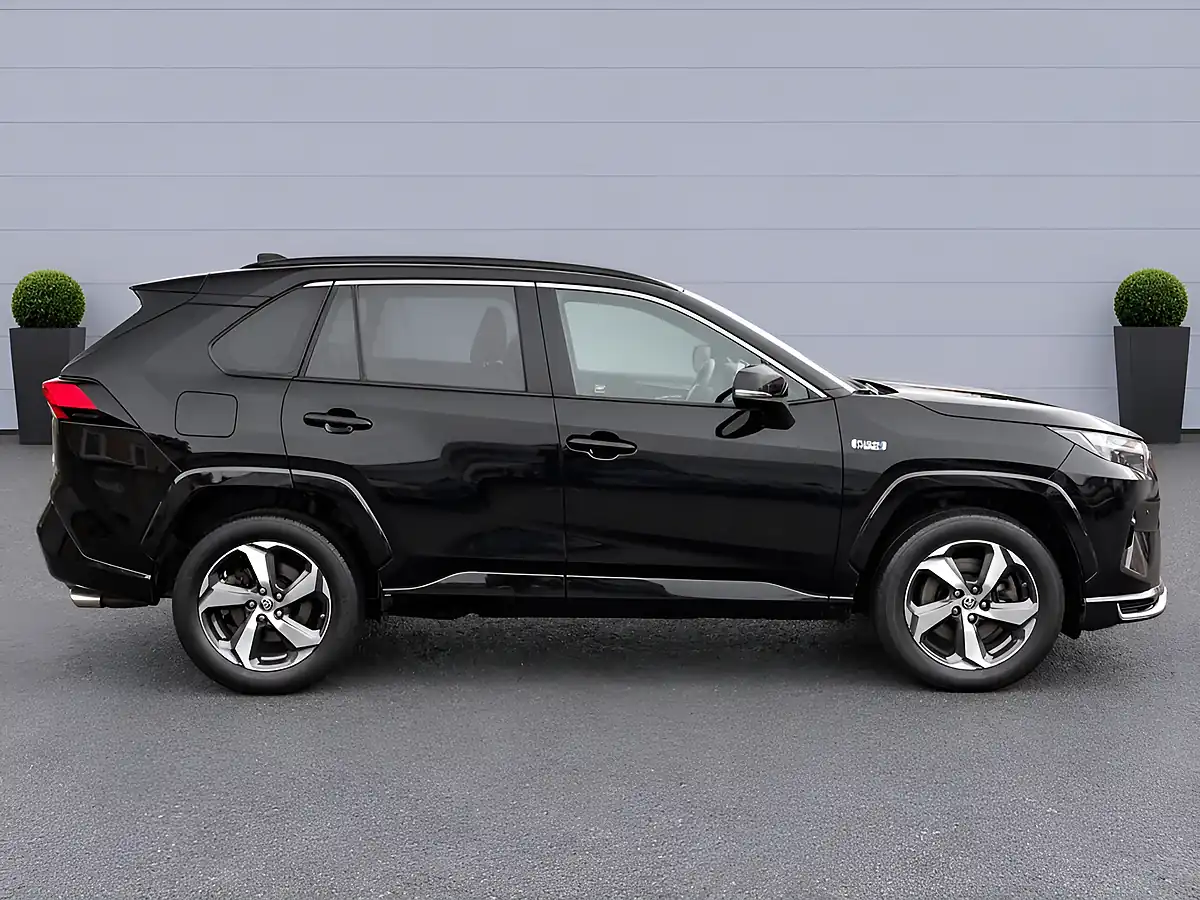 Used 2022 Toyota RAV4 Design Black - Interior and Exterior details 11