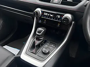 Used 2022 Toyota RAV4 Design Black - Interior and Exterior details 19