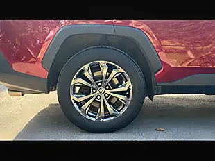 Used 2022 Toyota Rav4 Design Red - Interior and Exterior details 11