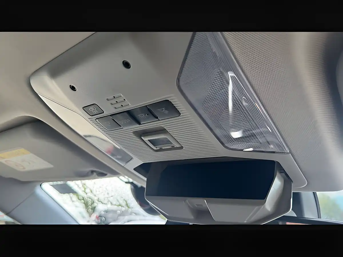 Used 2022 Toyota Rav4 Design Red - Interior and Exterior details 20
