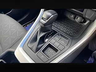Used 2022 Toyota Rav4 Design Red - Interior and Exterior details 3