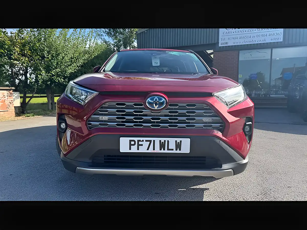 Used 2022 Toyota Rav4 Design Red - Interior and Exterior details 8