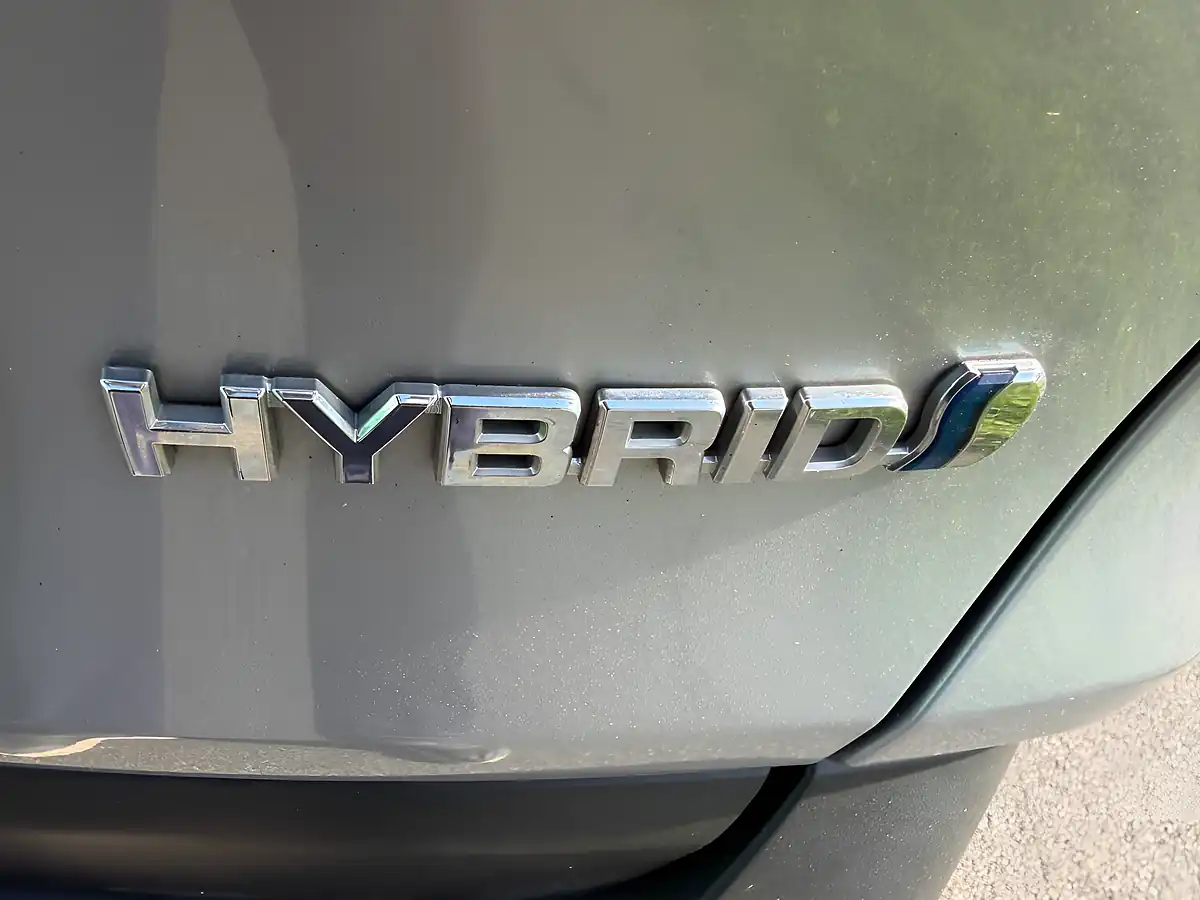Used 2022 Toyota RAV4 Excel Silver - Interior and Exterior details 12