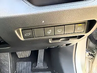 Used 2022 Toyota RAV4 Excel Silver - Interior and Exterior details 17
