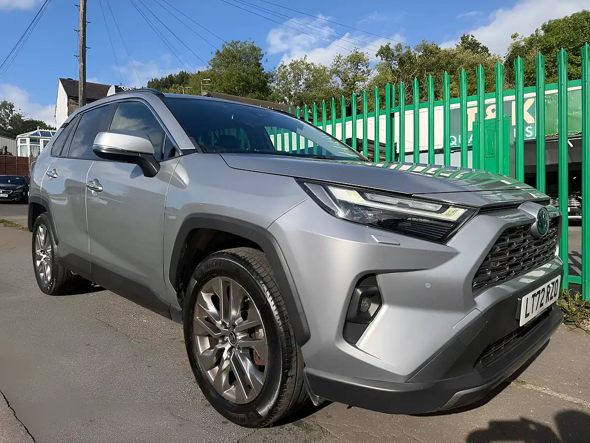 Used 2022 Toyota RAV4 Excel Silver - Interior and Exterior details 5