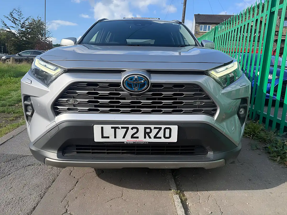 Used 2022 Toyota RAV4 Excel Silver - Interior and Exterior details 6