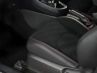Used 2022 Toyota Yaris Circuit Pack Cirrus White - Interior and Exterior details 14