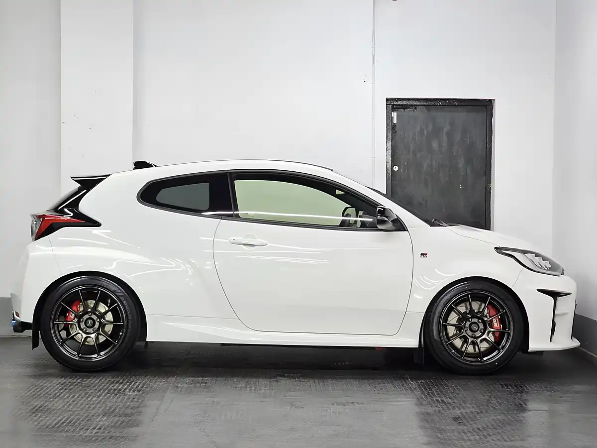 Used 2022 Toyota Yaris Circuit Pack Cirrus White - Interior and Exterior details 5