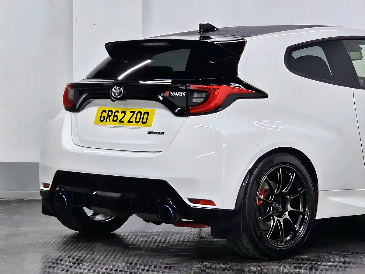 Used 2022 Toyota Yaris Circuit Pack Cirrus White - Interior and Exterior details 7