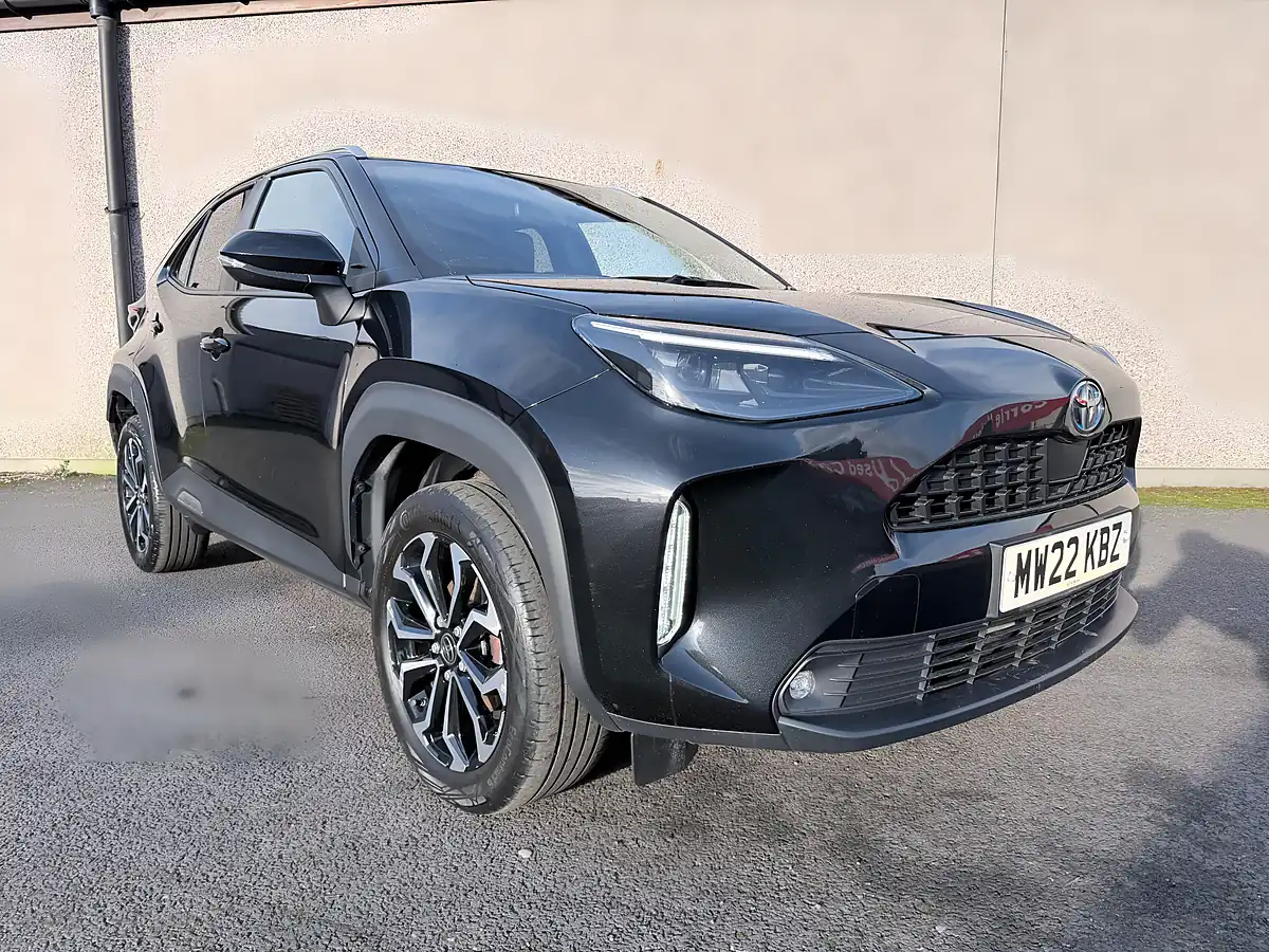 Used 2022 Toyota Yaris Cross Design Black - Front View