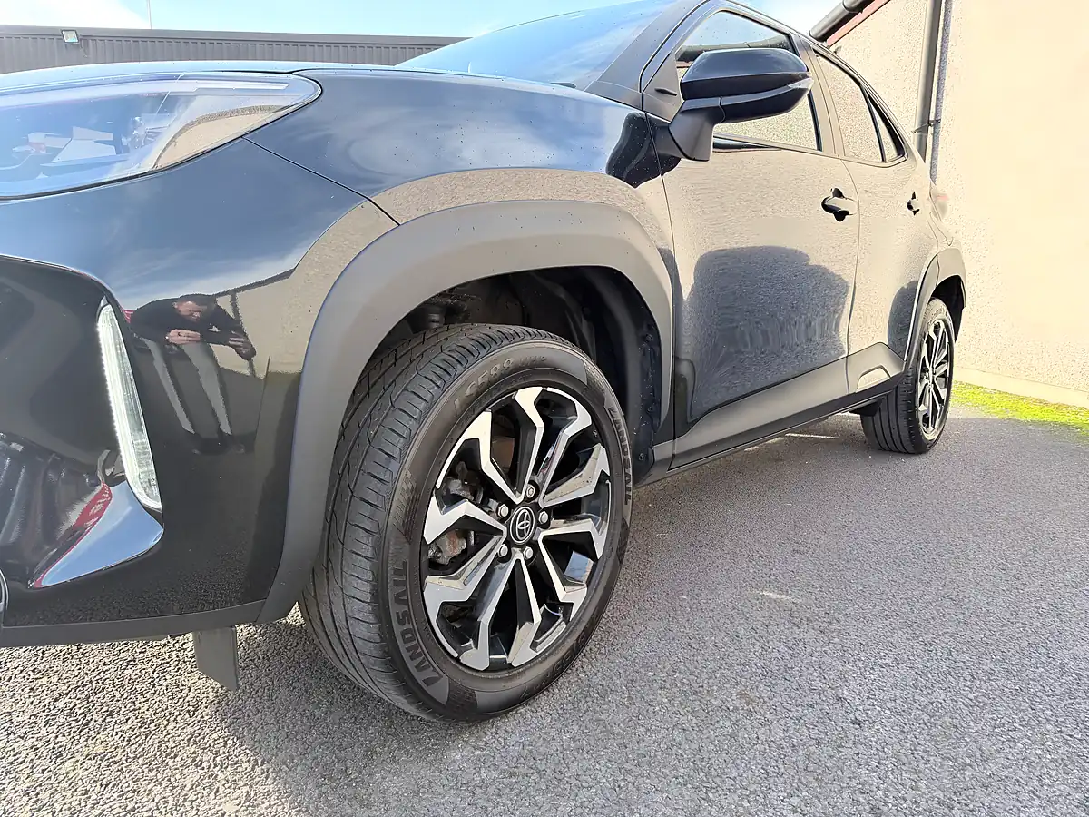 Used 2022 Toyota Yaris Cross Design Black - Interior and Exterior details 5