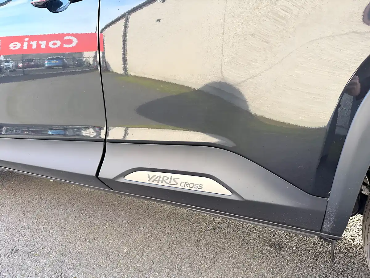 Used 2022 Toyota Yaris Cross Design Black - Interior and Exterior details 9
